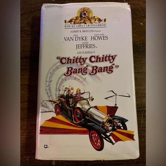 Chitty Chitty Bang Bang VHS Tape - Picture 1 of 4